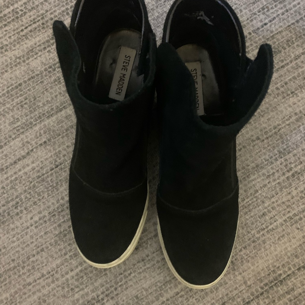Steve Madden hidden heel shoes. Good condition. - Picture 3 of 8